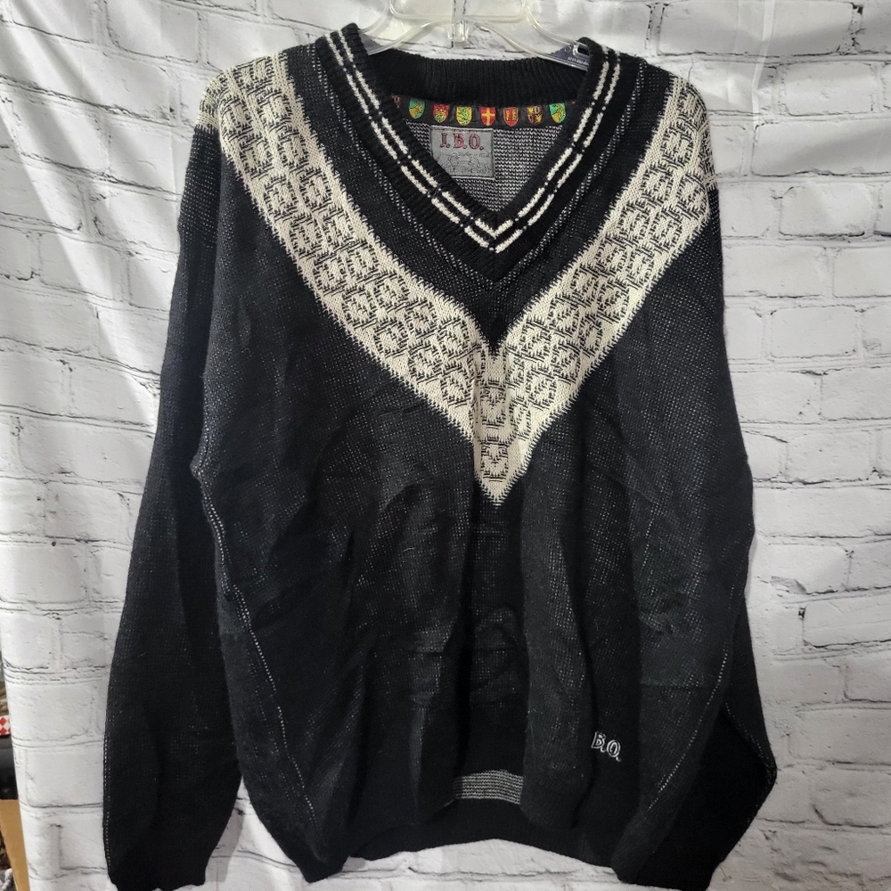J.B.O. Vintage V Neck Black and White Men's Sweater. 50% Wool